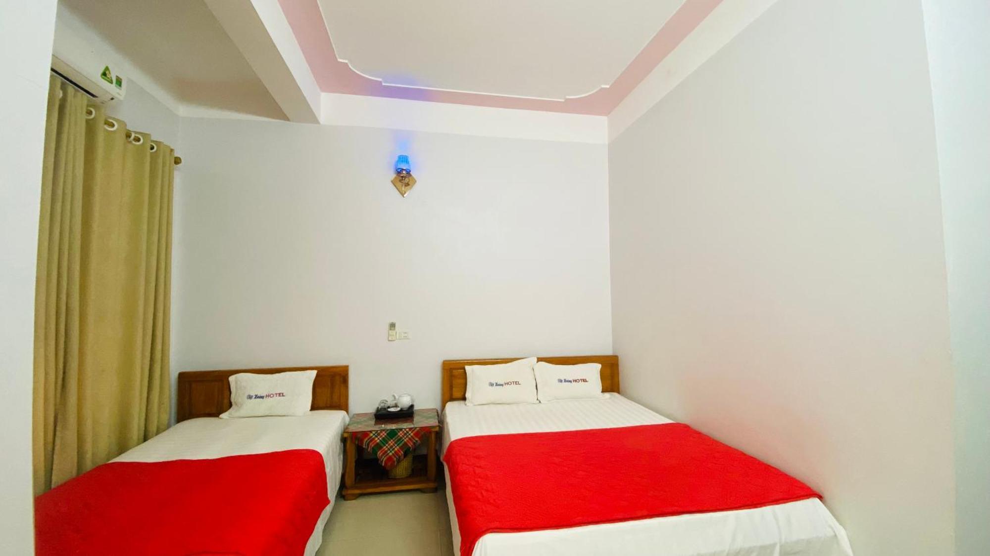 Viet Hoang Hotel Bao Lac Exterior photo