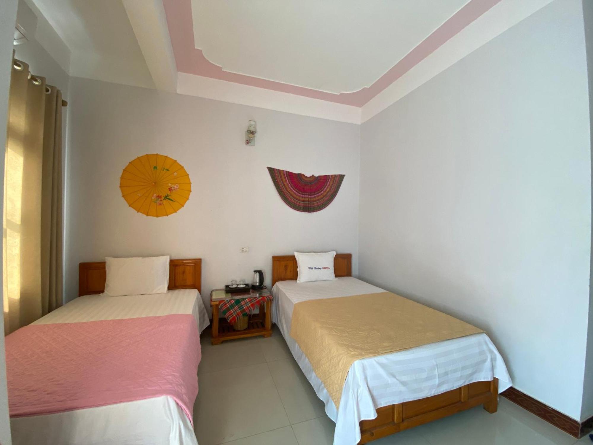 Viet Hoang Hotel Bao Lac Exterior photo